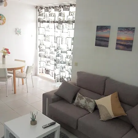 Centrico Y Confortable Apartamento En Tossa de Mar